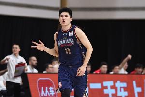 媒體人：同曦接下來應想辦法趕在明年夏天之前轉讓趙柏清的續約權