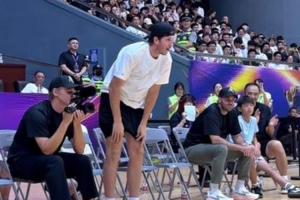 中國行結束！里夫斯社媒和中國球迷告別：大家明年再見
