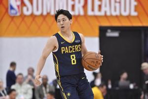 在NBA場(chǎng)均2.5分1.7助~快船官方：已和河村勇輝簽下Exhibit 10合同