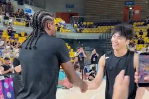 扣籃秀+連射6記三分！百分大戰：杰倫·格林100-51狂勝陳澤文49分