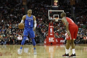控衛(wèi)之爭！美媒發(fā)問：威少vs保羅 誰擁有更出色的NBA生涯？