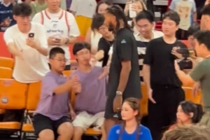 玫瑰滬上綻放！羅斯中國行現(xiàn)身上海 現(xiàn)場觀看明日之星比賽