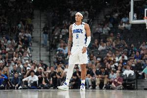 班凱羅：NBA里的每個人都有天賦 你不能神一場后就拉幾場