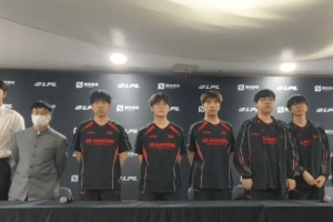 Tabe：目前的JDG，找到適合選手玩的一個陣容還是比較重要的
