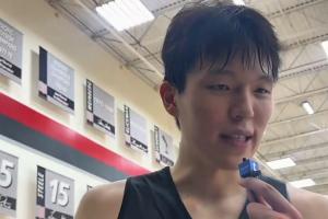 開拓者眾人客場航班小問答 小楊更喜歡洛杉磯 飛機上喜歡吃水果