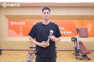 直播吧中超最佳丨于金永：現役最喜歡多納魯馬 國家隊是努力目標