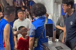 《半月談》評穿武磊球衣小孩遭圍攻：孩子不該成球迷文化犧牲品