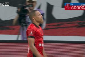 成都“姆巴佩”啟動！韋林頓低射破門，蓉城2-1再度領先申花