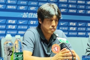 徐正源：很抱歉沒能為球迷帶來一場勝利 比分落后球員沒放棄