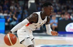 霍里打趣：施羅德在NBA頻換隊(duì) 但在世界杯他卻是那個(gè)男人