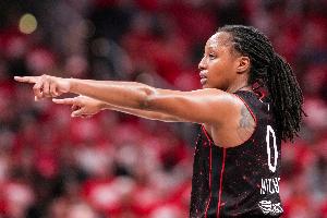 創造歷史！凱爾希·米切爾單賽季得分突破1000+ WNBA歷史首位后衛