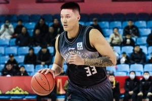 CBA官網更新聯賽自由球員名單：減至8人 同曦3人&曾繁日完成注冊