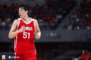 解說：要確立瀚森的核心地位 要找機會多讓球員走出去啊