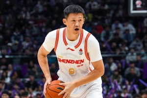 媒體人：周鵬沒能很好融入深圳 回廣東大概率是他最后1份球員合同