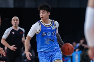 CBA夏季聯(lián)賽-趙睿16分3板3助4斷 北京男籃85比82擊敗山東男籃
