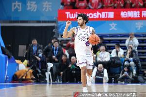 小尼爾森和76人簽下Exhibit 10合同 他的父親是球隊運營副總裁