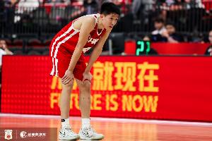 媒體人：今天的張宇辰并沒有比當初的趙巖昊更驚艷 輕吹吧