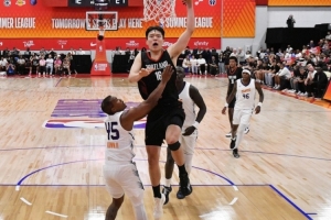 楊瀚森：在CBA如果有苦戰賽前會喝咖啡 在NBA不喝 現在喝了會手抖