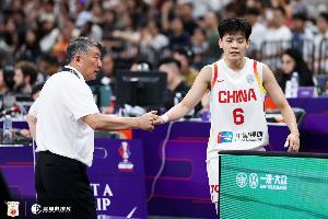 媒體人：巔峰中國女籃逼不出美國的搏命模式 今天后者能輕松贏球