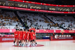 中國之聲：因護照丟失李月汝無緣世界杯 中國女籃將如何應對？