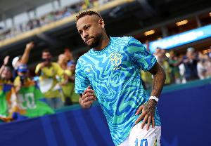 道格拉斯·科斯塔：我見過23歲的內馬爾，沒拿世界杯不影響他偉大