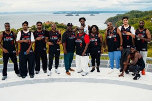 一家都穿2號！戴維恩·米切爾：又長大一歲 是家人幫助我走到今天