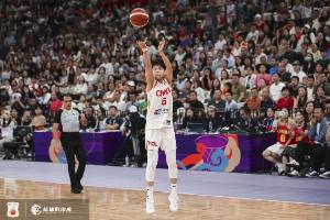 楊舒予：打進絕平球屬于運氣 加時賽里我們統一了幾個配合