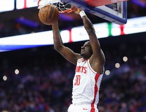媒體人：卡佩拉是低配版亞當斯 火箭更需要空間型五號位