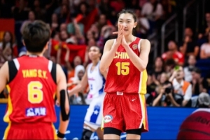 中國女籃比賽還用看？醒來又是一場險勝…