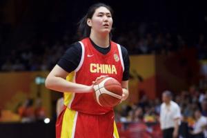 繼續加油吧！19歲張子宇首次世界大賽場均13分鐘貢獻8.8分5板
