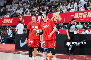 媒體人：鄧雨婷和冉珂嘉應重點培養  宮魯鳴大概率要徹底退休了