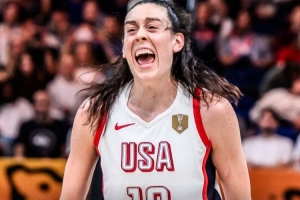 不敗神話！FIBA：斯圖爾特參加女籃世界杯從未輸過一場比賽