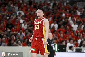 搶下開局！王俊杰首節(jié)6中3拿到7分3板1帽 開場打停對手