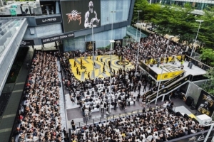庫里主題球場在活動后將永久留在深圳 供球迷們免費(fèi)前往打卡
