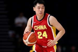 上來就手熱！崔永熙首節4投2中&三分2中1得5分3板