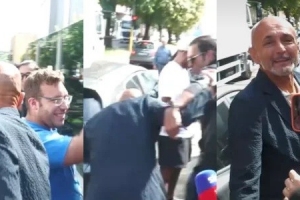 羅體：斯帕萊蒂和球迷合影時險些摔倒，球迷戲稱尤文遭遇傷病魔咒