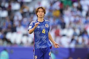 板倉滉：尚未決定是否參加亞洲杯，我想?yún)①惖怖斫饩銟凡康南敕? fetchpriority=