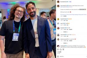 沒能五連勝理發！蓄發哥曬合影：阿莫林指著我的頭發說抱歉
