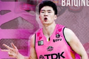 中規中矩！趙柏清B聯賽首秀5投3中&三分3中2 得到8分4板3助