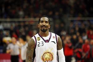 300萬(wàn)刀！JR：NBA停擺我為錢遠(yuǎn)赴CBA 飛速?gòu)?fù)賽我卻被困住了
