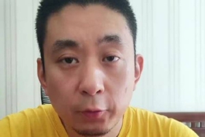 解說：庫里提前續(xù)約勇士幾個(gè)信號？幾大降薪巨星為啥獨(dú)黑詹姆斯？