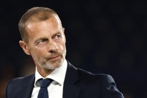 意大利奧委會(huì)主席：贊同切費(fèi)林觀點(diǎn)，我們會(huì)在職權(quán)范圍干涉意足協(xié)