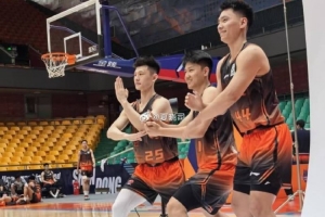 新賽季將至！魯媒：山東高速男籃今日拍攝CBA新賽季寫真
