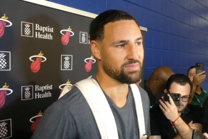 克萊談?dòng)?xùn)練時(shí)三分74連中：我更想在NBA比賽里連續(xù)命中10球