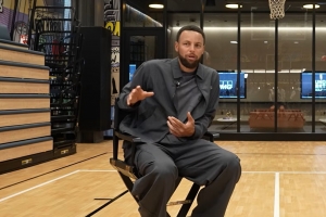 庫里：最想和艾弗森一起訓練 從我進NBA起我就是他的超級粉絲