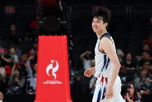 美媒：李賢重已與開拓者簽下Ex-10合同 將開始參加訓練營活動