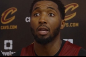 米切爾盛贊海佐尼亞：他天賦異稟突破犀利 內線攻防俱佳