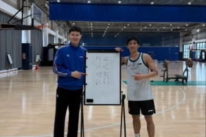 恭喜！阿不都沙拉木和張俊生體測(cè)補(bǔ)測(cè)通過 拿到新賽季上崗證