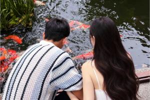向魚望？李明女兒低調(diào)暗示與向余望戀情，被網(wǎng)友翻出“實錘”證據(jù)