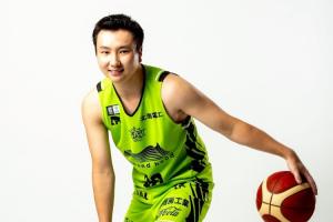 日本庫里~富永啟生B聯賽背靠背合砍58分 開季4戰場均狂轟30.5分